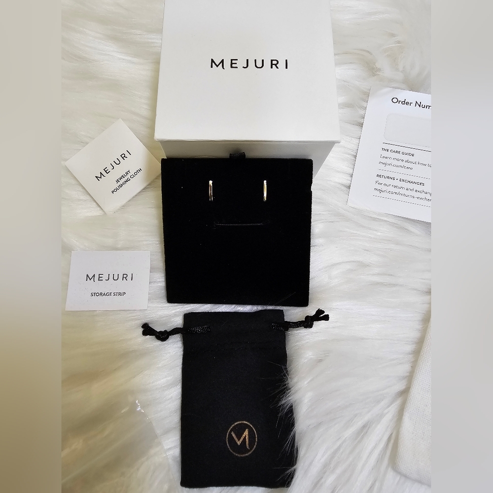 New Mejuri 14K White Gold Earrings - Picture 10 of 13